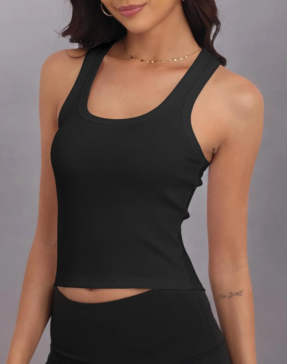 GEMBERA Women Sleeveless Scoop Neck Racerback Ribbed Knit Fitted Teen Basic Crop Tank Top Shirt