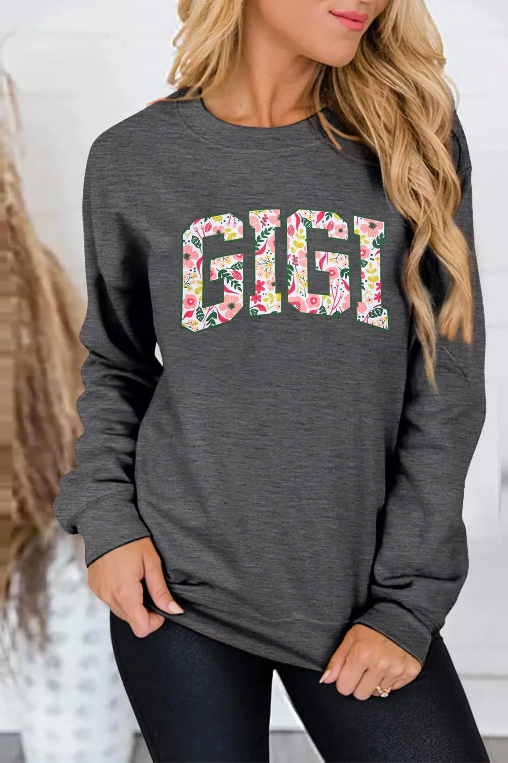 HEBBE Gigi Sweatshirts for Women Grandma Sweatshirt Gifts for Grandmother Nana Letters Print Shirt Pullover Top
