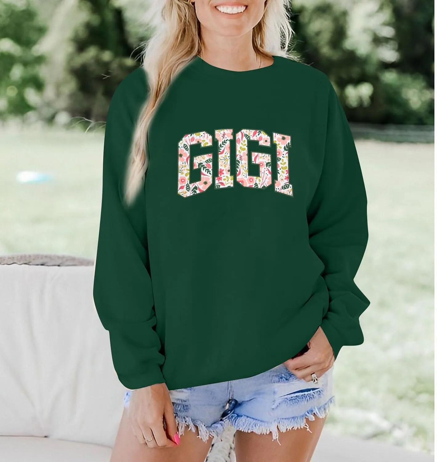 HEBBE Gigi Sweatshirts for Women Grandma Sweatshirt Gifts for Grandmother Nana Letters Print Shirt Pullover Top