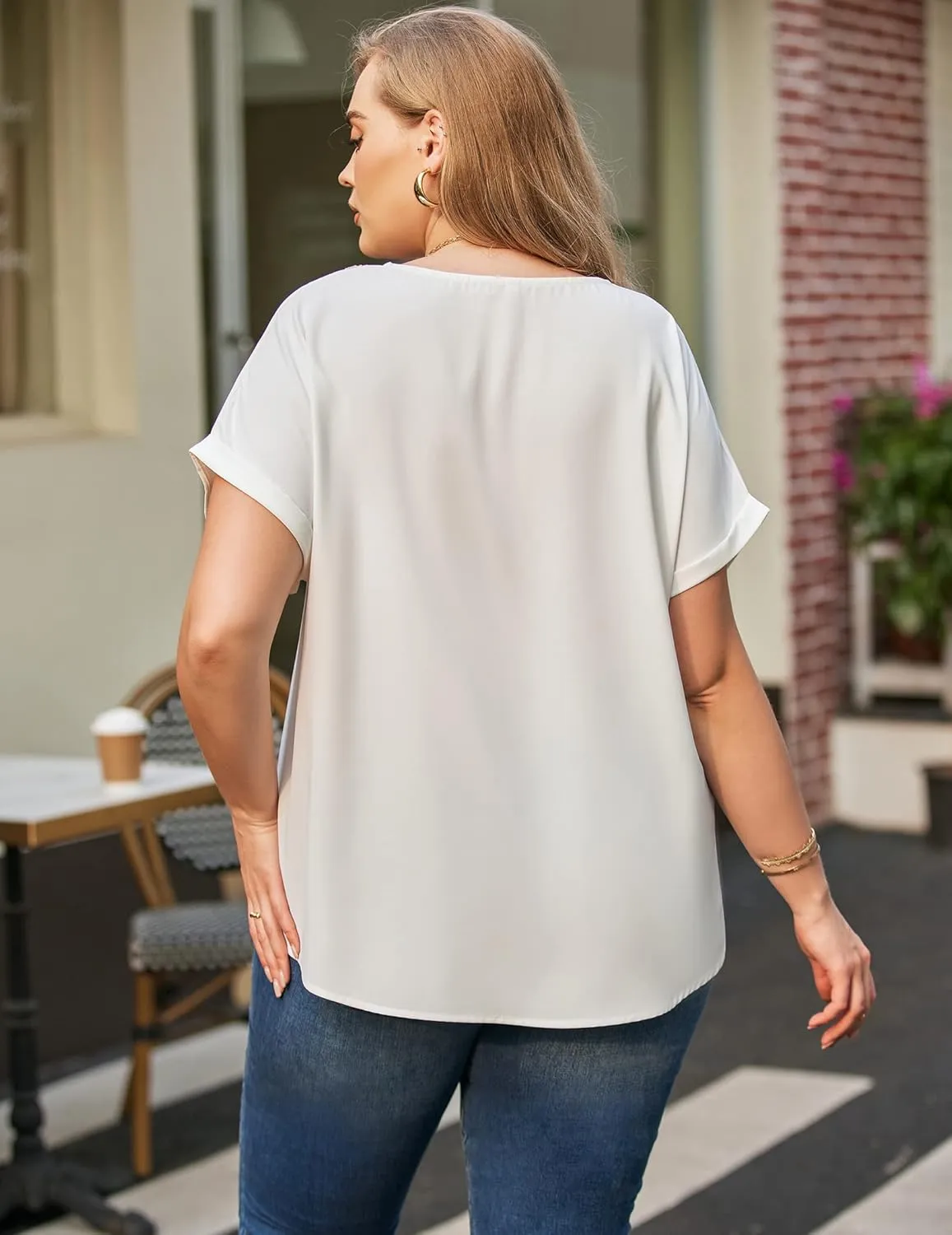 IN'VOLAND Women's Plus Size V Neck Shirts Short Sleeve Lace Blouse Casual Loose Fitting T-Shirt Trendy Summer Basic Tops
