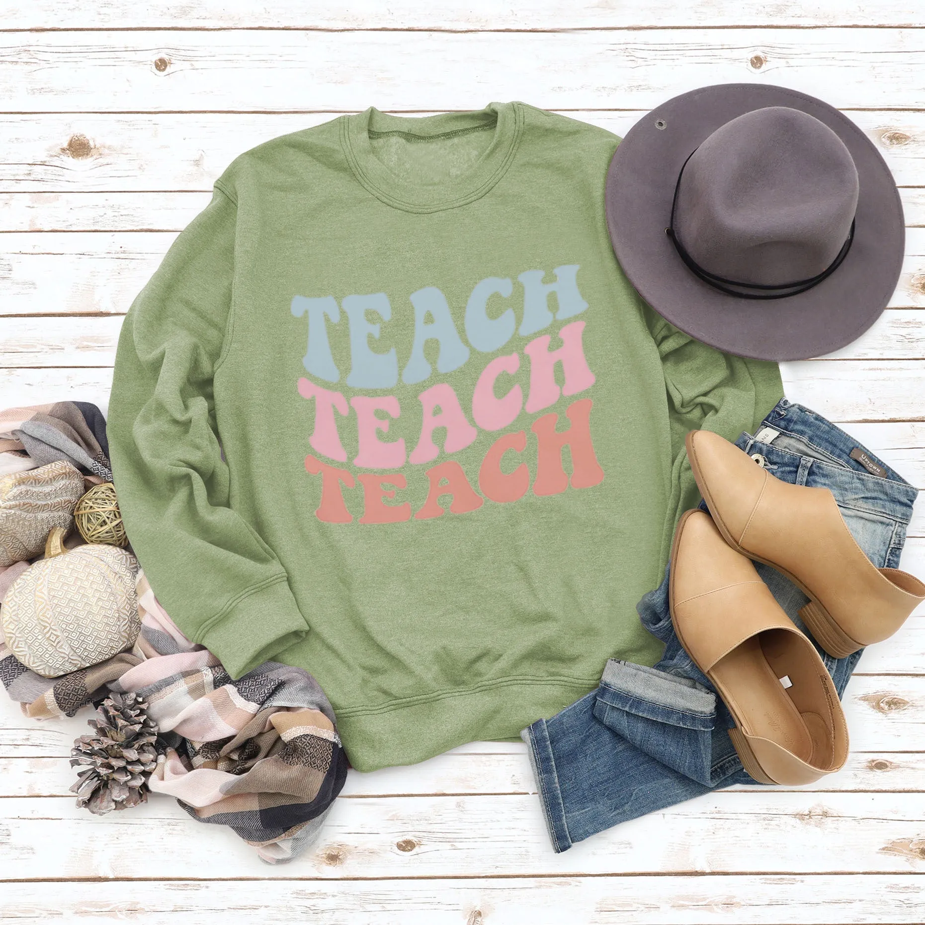 Simple Pullover Long Sleeve Teach Teach Print Loose Sweater