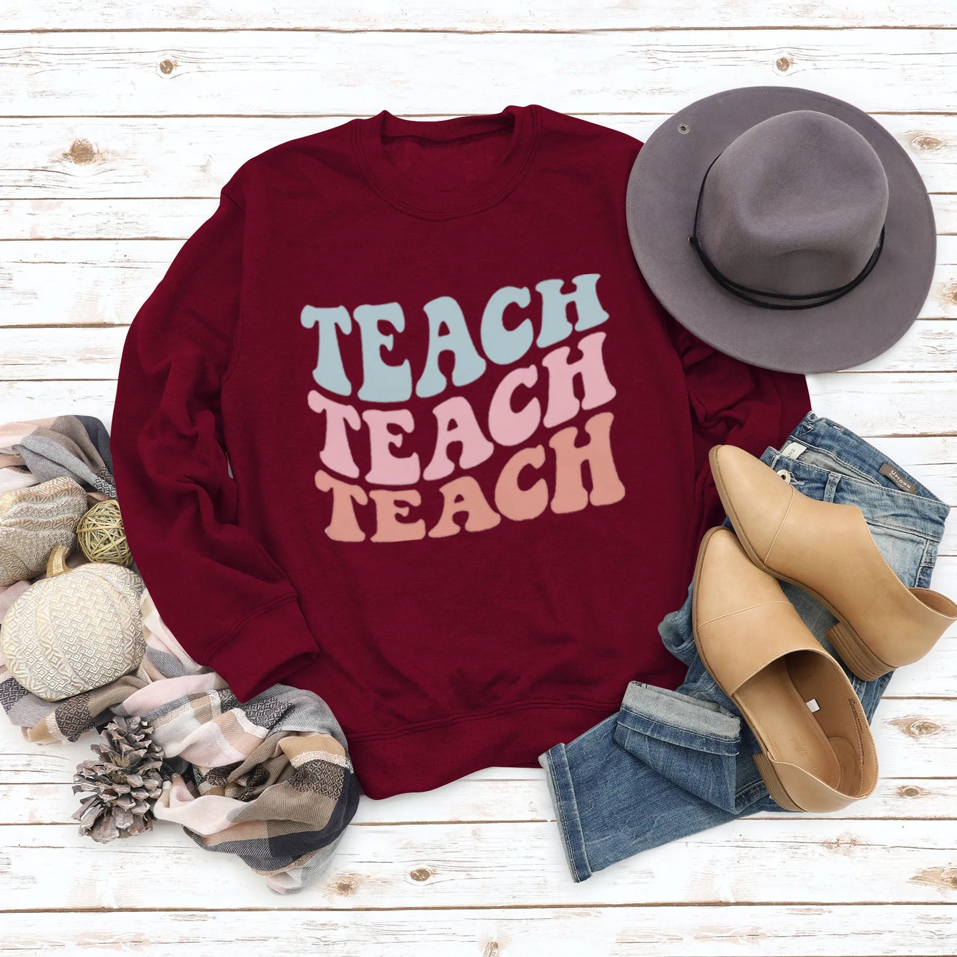 Simple Pullover Long Sleeve Teach Teach Print Loose Sweater