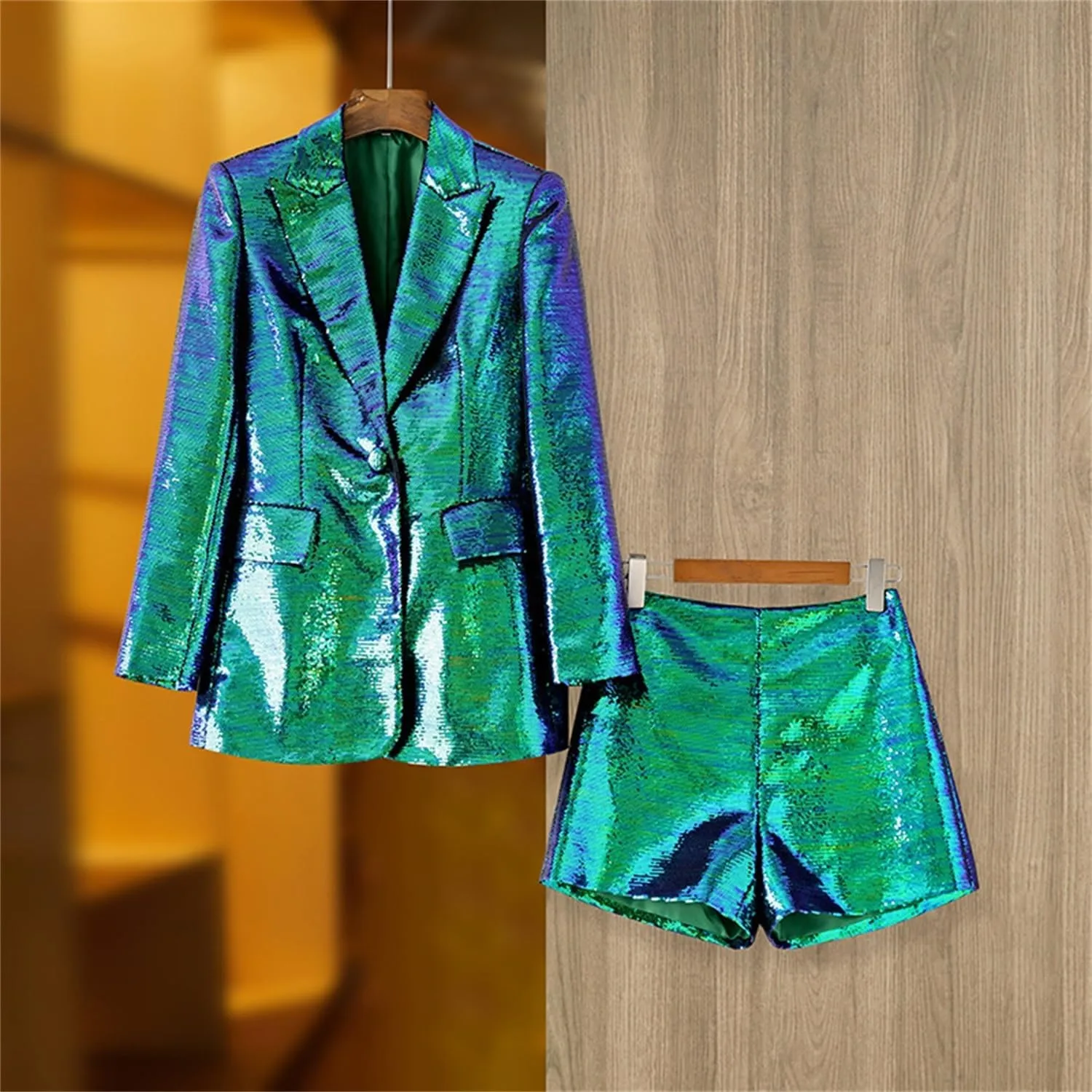 Women Sequin Blazer and Short Set 2 PC Slim Fit Notch Lapel Prom Party Glitter Suit