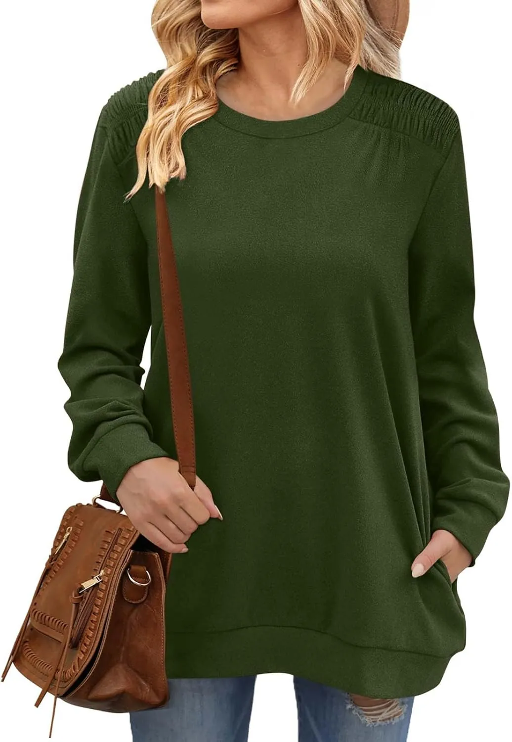 Womens Oversized Crewneck Sweatshirt Pleated Long Sleeve Tunic Tops Loose Fit Pullover Top Fall Clothes with Pockets